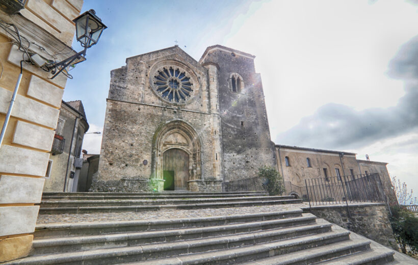 Tour di Altomonte: l'arte toscana del Trecento trasferita in Calabria