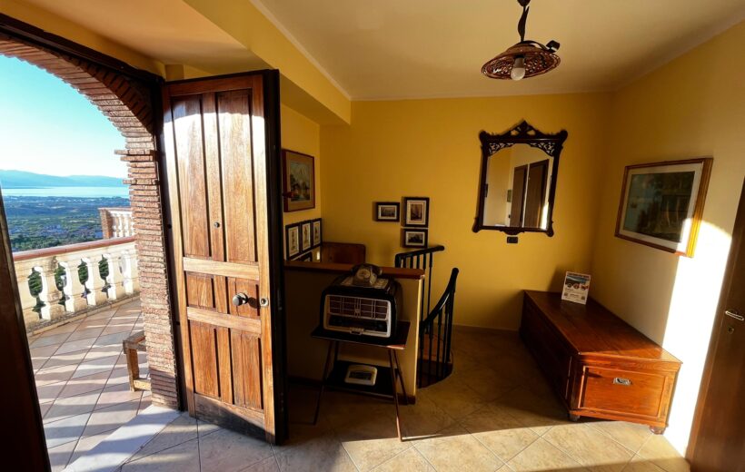 Casa Maria Host Green