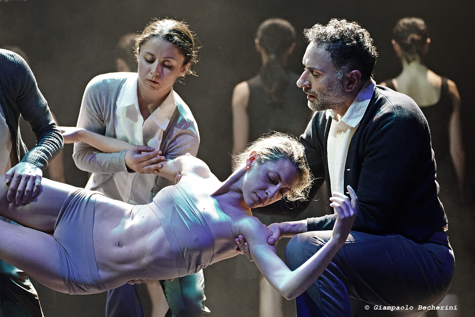 Danzatori del Festival D. OFF SeArt a Corigliano-Rossano